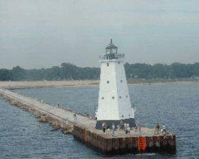 ludingtonharbor.jpg